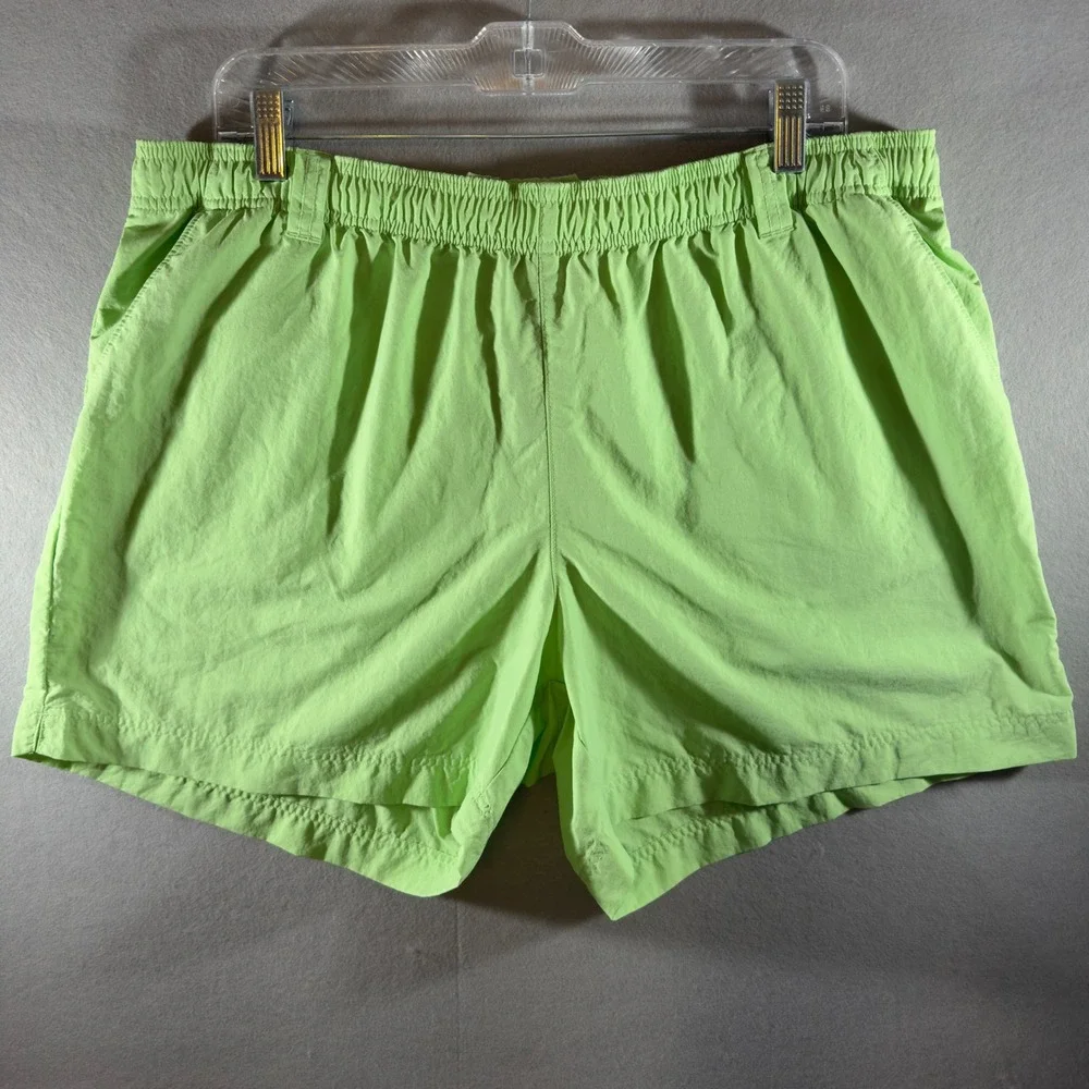 377 | Columbia PFG Womens XL 5 Inch‎ Inseam Fishing Shorts Lime Green